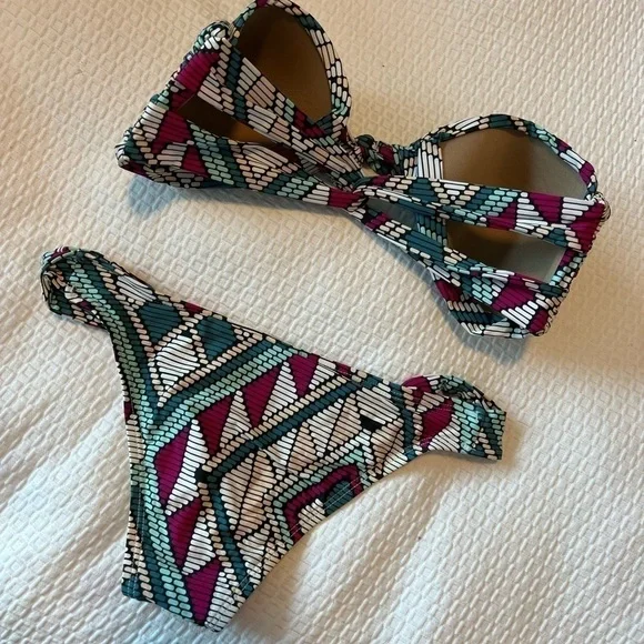 I*space Bikini Set, Multi colors print - Picture 7 of 16